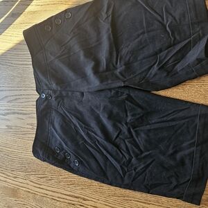 The Limited size 10 Drew fit Black Bermuda with  Button-Detail Shorts